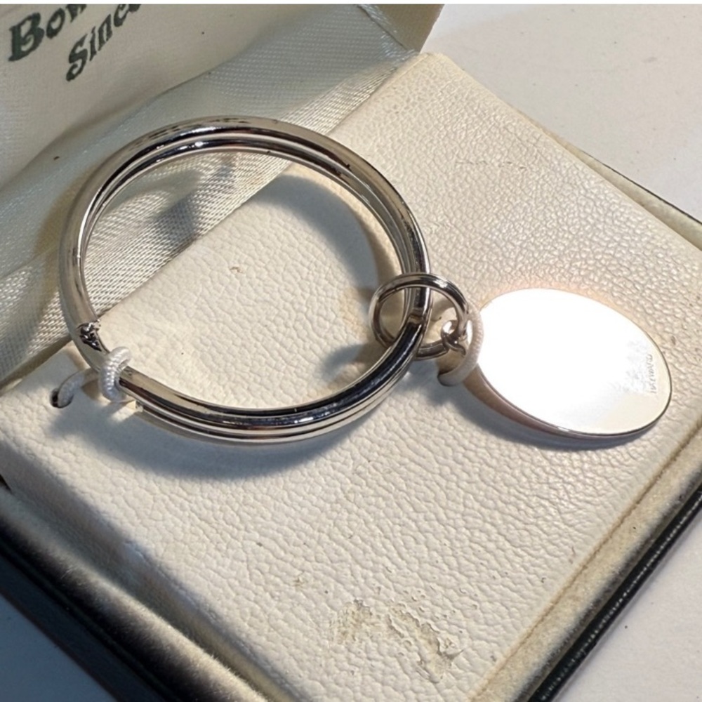 Engraveable Oval Pendant or Keychain by Walter E. Hayward NWT - Picture 2 of 7
